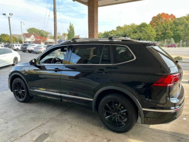 Чорний Фольксваген Тігуан, об'ємом двигуна 2 л та пробігом 43 тис. км за 12200 $, фото 3 на Automoto.ua