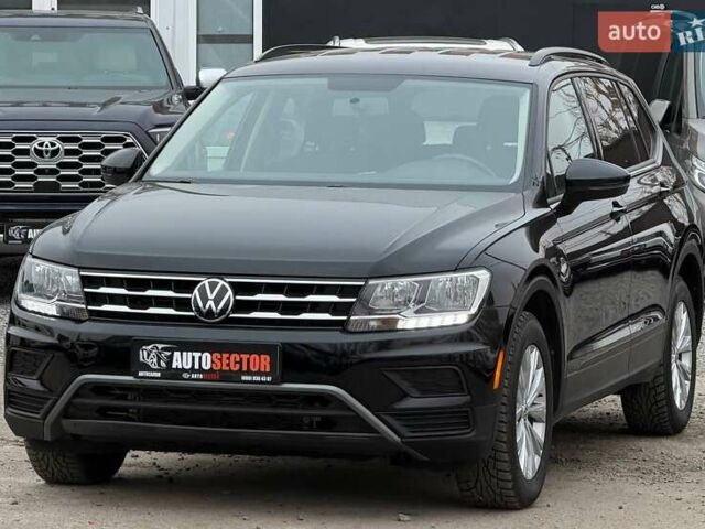 Черный Фольксваген Тигуан, объемом двигателя 1.98 л и пробегом 125 тыс. км за 19500 $, фото 2 на Automoto.ua