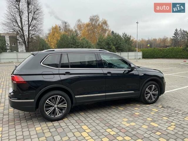 Чорний Фольксваген Тігуан, об'ємом двигуна 2 л та пробігом 124 тис. км за 19500 $, фото 14 на Automoto.ua