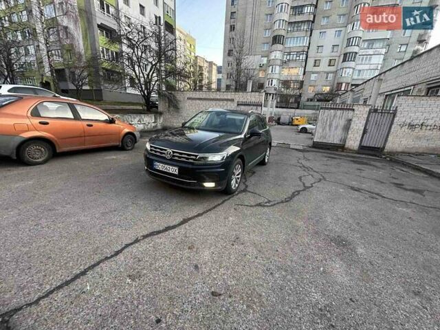 Чорний Фольксваген Тігуан, об'ємом двигуна 1.98 л та пробігом 190 тис. км за 20500 $, фото 6 на Automoto.ua