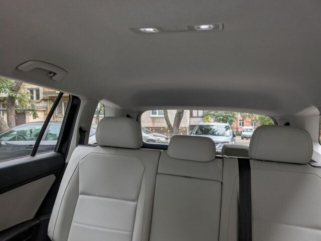 Черный Фольксваген Тигуан, объемом двигателя 2 л и пробегом 53 тыс. км за 20000 $, фото 16 на Automoto.ua