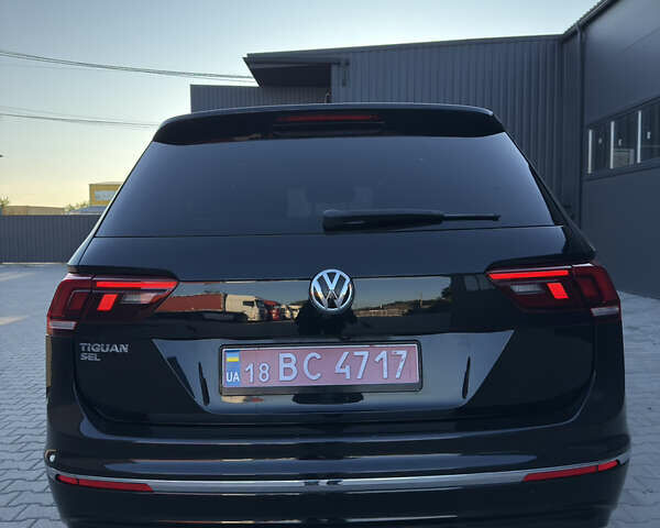 Черный Фольксваген Тигуан, объемом двигателя 2 л и пробегом 231 тыс. км за 16300 $, фото 9 на Automoto.ua