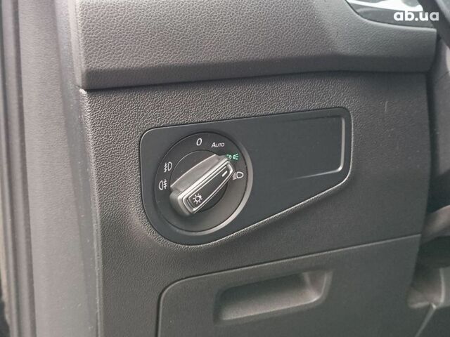 Черный Фольксваген Тигуан, объемом двигателя 2 л и пробегом 190 тыс. км за 23200 $, фото 19 на Automoto.ua