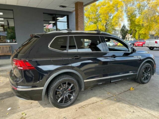 Чорний Фольксваген Тігуан, об'ємом двигуна 2 л та пробігом 43 тис. км за 12200 $, фото 5 на Automoto.ua