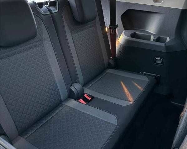 Черный Фольксваген Тигуан, объемом двигателя 2 л и пробегом 97 тыс. км за 4700 $, фото 11 на Automoto.ua