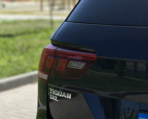 Черный Фольксваген Тигуан, объемом двигателя 1.98 л и пробегом 99 тыс. км за 20300 $, фото 12 на Automoto.ua