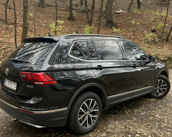 Черный Фольксваген Тигуан, объемом двигателя 1.98 л и пробегом 123 тыс. км за 18500 $, фото 16 на Automoto.ua