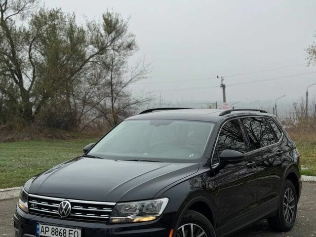 Черный Фольксваген Тигуан, объемом двигателя 2 л и пробегом 77 тыс. км за 503 $, фото 3 на Automoto.ua