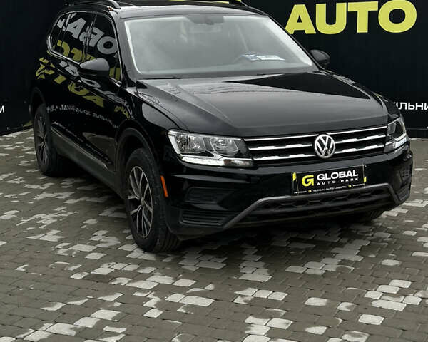 Черный Фольксваген Тигуан, объемом двигателя 1.98 л и пробегом 40 тыс. км за 21500 $, фото 2 на Automoto.ua
