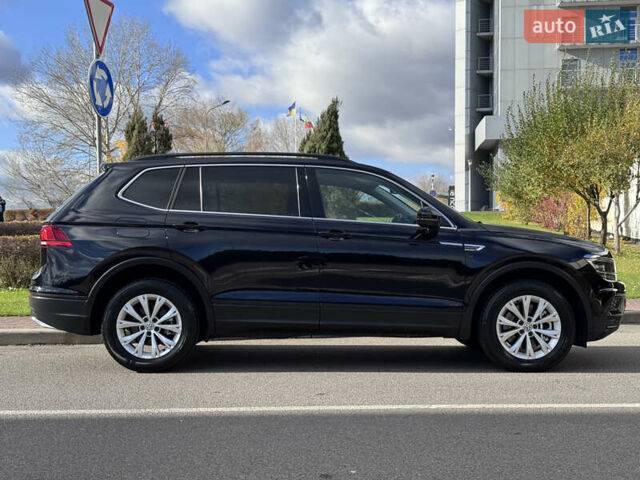 Чорний Фольксваген Тігуан, об'ємом двигуна 2 л та пробігом 109 тис. км за 18950 $, фото 5 на Automoto.ua