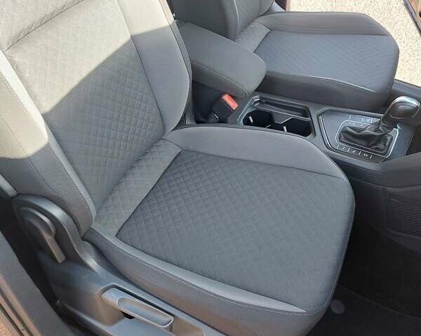 Черный Фольксваген Тигуан, объемом двигателя 1.98 л и пробегом 196 тыс. км за 21700 $, фото 38 на Automoto.ua