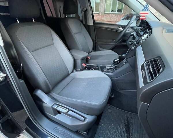 Черный Фольксваген Тигуан, объемом двигателя 1.98 л и пробегом 89 тыс. км за 18500 $, фото 64 на Automoto.ua