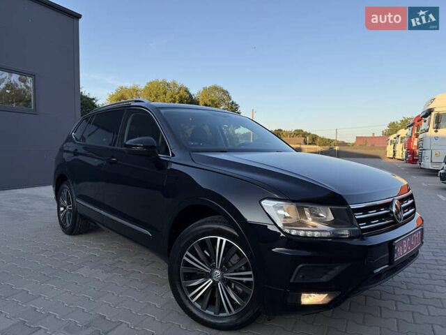 Черный Фольксваген Тигуан, объемом двигателя 2 л и пробегом 231 тыс. км за 16300 $, фото 64 на Automoto.ua