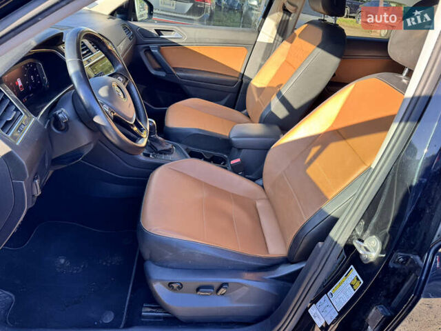 Черный Фольксваген Тигуан, объемом двигателя 2 л и пробегом 133 тыс. км за 11900 $, фото 32 на Automoto.ua