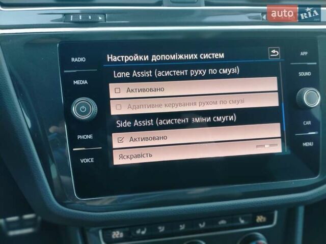 Чорний Фольксваген Тігуан, об'ємом двигуна 1.97 л та пробігом 197 тис. км за 23000 $, фото 16 на Automoto.ua