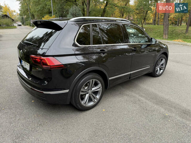 Фольксваген Тигуан 2019 в Киеве на Automoto.ua Черный Фольксваген Тигуан, объемом двигателя 2 л и пробегом 120 тыс. км за 32799 $, фото 22 на Automoto.ua