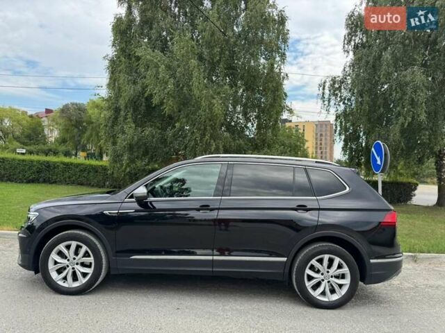 Чорний Фольксваген Тігуан, об'ємом двигуна 2 л та пробігом 223 тис. км за 27799 $, фото 14 на Automoto.ua