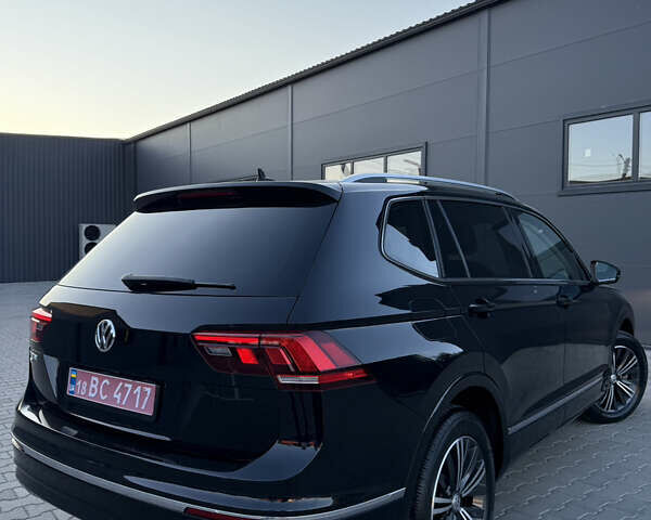 Черный Фольксваген Тигуан, объемом двигателя 2 л и пробегом 231 тыс. км за 16300 $, фото 50 на Automoto.ua