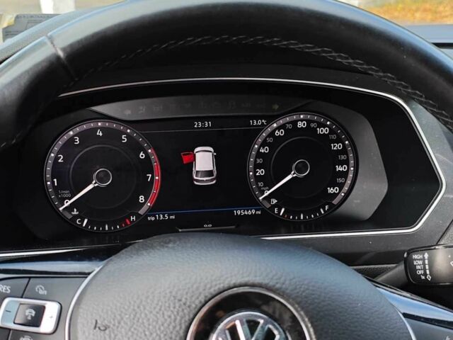 Черный Фольксваген Тигуан, объемом двигателя 2 л и пробегом 314 тыс. км за 14700 $, фото 18 на Automoto.ua