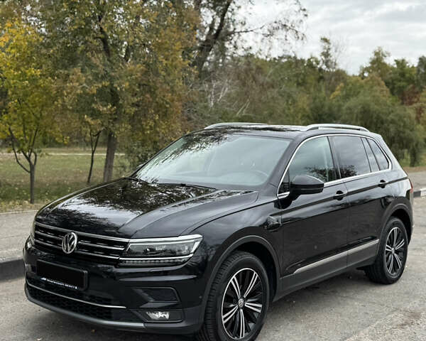 Черный Фольксваген Тигуан, объемом двигателя 1.98 л и пробегом 103 тыс. км за 31000 $, фото 6 на Automoto.ua