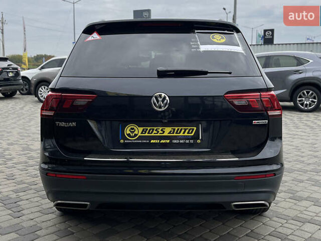 Черный Фольксваген Тигуан, объемом двигателя 1.98 л и пробегом 272 тыс. км за 16200 $, фото 5 на Automoto.ua