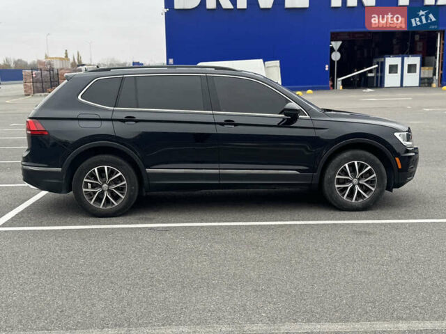 Черный Фольксваген Тигуан, объемом двигателя 1.98 л и пробегом 71 тыс. км за 18999 $, фото 3 на Automoto.ua