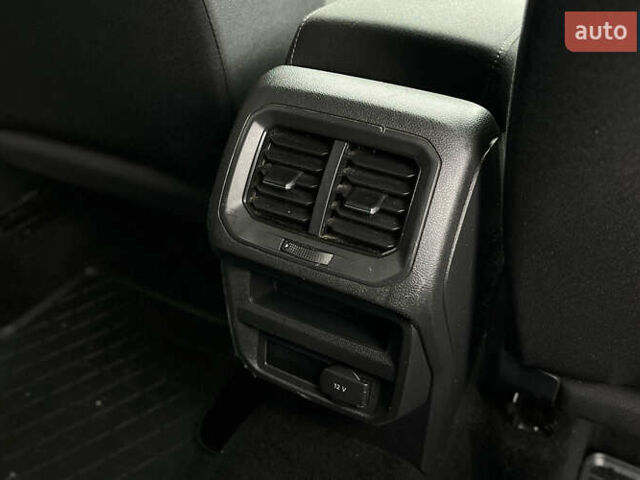 Черный Фольксваген Тигуан, объемом двигателя 1.98 л и пробегом 272 тыс. км за 16200 $, фото 20 на Automoto.ua