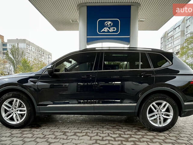 Черный Фольксваген Тигуан, объемом двигателя 1.98 л и пробегом 170 тыс. км за 22499 $, фото 7 на Automoto.ua