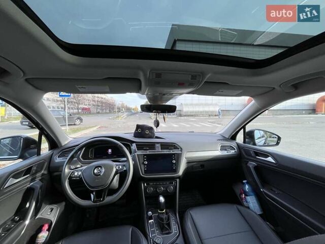 Черный Фольксваген Тигуан, объемом двигателя 2 л и пробегом 66 тыс. км за 24000 $, фото 9 на Automoto.ua