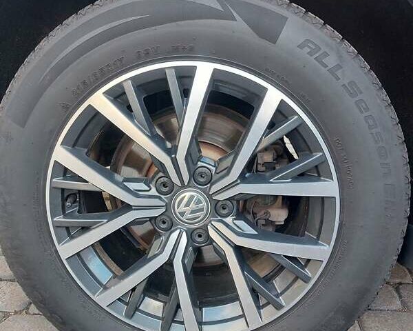 Черный Фольксваген Тигуан, объемом двигателя 1.98 л и пробегом 197 тыс. км за 20900 $, фото 19 на Automoto.ua