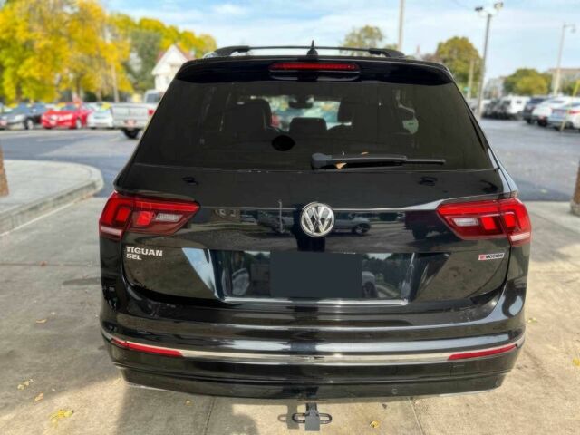 Чорний Фольксваген Тігуан, об'ємом двигуна 2 л та пробігом 43 тис. км за 12200 $, фото 4 на Automoto.ua