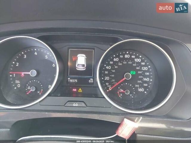 Чорний Фольксваген Тігуан, об'ємом двигуна 2 л та пробігом 187 тис. км за 16000 $, фото 10 на Automoto.ua