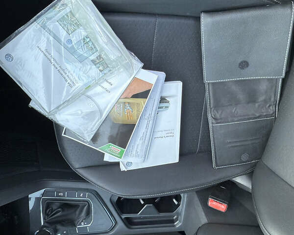 Черный Фольксваген Тигуан, объемом двигателя 2 л и пробегом 231 тыс. км за 16300 $, фото 8 на Automoto.ua