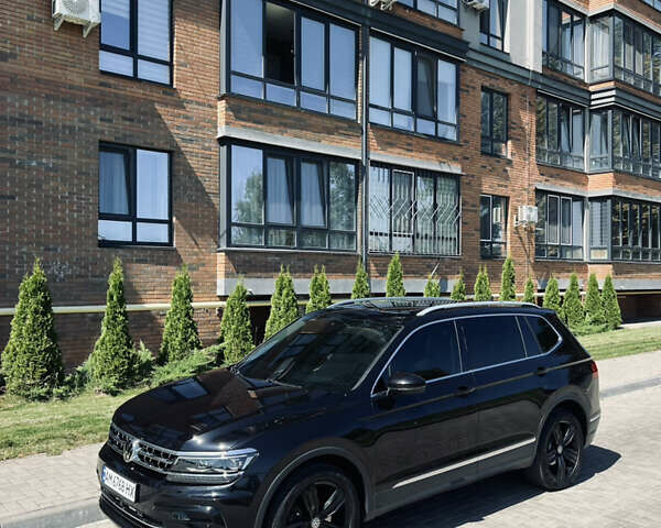 Черный Фольксваген Тигуан, объемом двигателя 1.98 л и пробегом 99 тыс. км за 20300 $, фото 1 на Automoto.ua