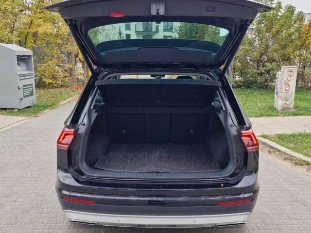 Черный Фольксваген Тигуан, объемом двигателя 2 л и пробегом 103 тыс. км за 15000 $, фото 6 на Automoto.ua