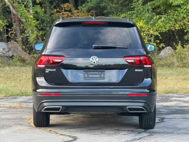 Черный Фольксваген Тигуан, объемом двигателя 2 л и пробегом 43 тыс. км за 11400 $, фото 5 на Automoto.ua