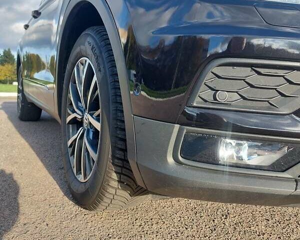 Черный Фольксваген Тигуан, объемом двигателя 1.98 л и пробегом 197 тыс. км за 22900 $, фото 27 на Automoto.ua