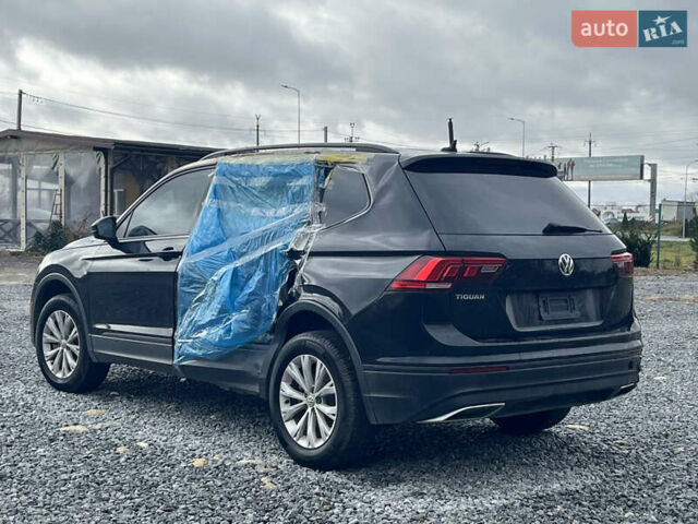 Черный Фольксваген Тигуан, объемом двигателя 2 л и пробегом 160 тыс. км за 12000 $, фото 3 на Automoto.ua