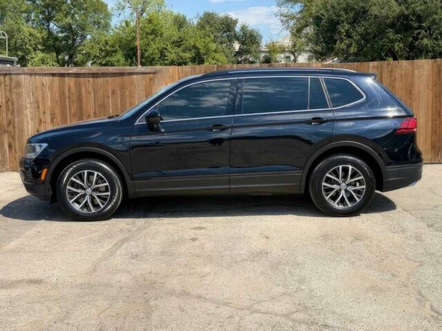 Черный Фольксваген Тигуан, объемом двигателя 2 л и пробегом 42 тыс. км за 5900 $, фото 4 на Automoto.ua