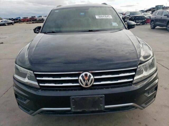 Черный Фольксваген Тигуан, объемом двигателя 0 л и пробегом 140 тыс. км за 12000 $, фото 1 на Automoto.ua