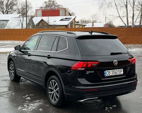 Черный Фольксваген Тигуан, объемом двигателя 1.98 л и пробегом 179 тыс. км за 19150 $, фото 2 на Automoto.ua