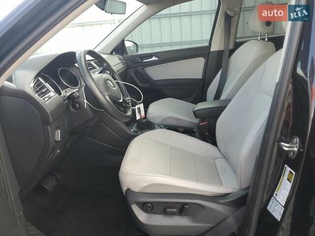 Черный Фольксваген Тигуан, объемом двигателя 2 л и пробегом 138 тыс. км за 12490 $, фото 6 на Automoto.ua