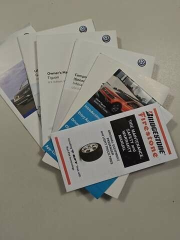 Чорний Фольксваген Тігуан, об'ємом двигуна 1.98 л та пробігом 314 тис. км за 15200 $, фото 52 на Automoto.ua