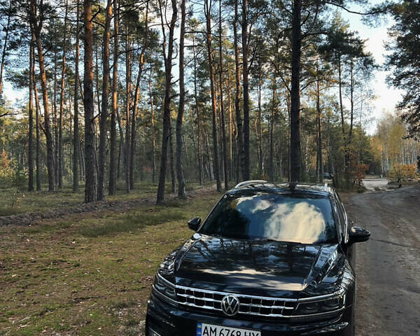 Чорний Фольксваген Тігуан, об'ємом двигуна 1.98 л та пробігом 101 тис. км за 19600 $, фото 9 на Automoto.ua