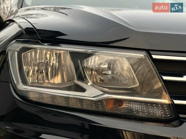 Чорний Фольксваген Тігуан, об'ємом двигуна 2 л та пробігом 200 тис. км за 15900 $, фото 15 на Automoto.ua