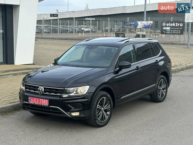 Черный Фольксваген Тигуан, объемом двигателя 2 л и пробегом 43 тыс. км за 19650 $, фото 1 на Automoto.ua