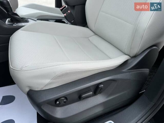 Чорний Фольксваген Тігуан, об'ємом двигуна 2 л та пробігом 74 тис. км за 19900 $, фото 25 на Automoto.ua