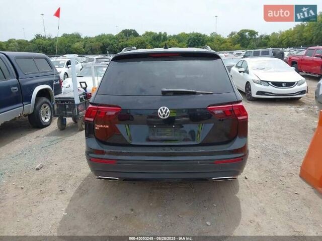 Чорний Фольксваген Тігуан, об'ємом двигуна 2 л та пробігом 187 тис. км за 16000 $, фото 6 на Automoto.ua