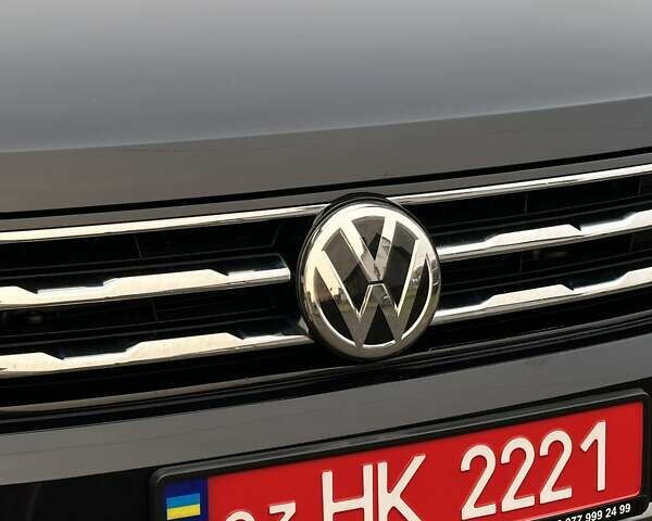 Чорний Фольксваген Тігуан, об'ємом двигуна 2 л та пробігом 200 тис. км за 15900 $, фото 13 на Automoto.ua