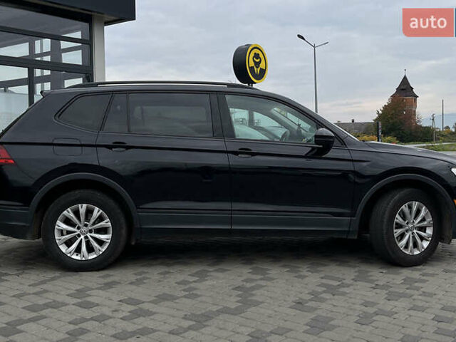 Черный Фольксваген Тигуан, объемом двигателя 1.98 л и пробегом 272 тыс. км за 16200 $, фото 7 на Automoto.ua